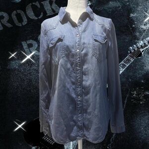 Blue Denim Button-Up Shirt. Cowgirl design